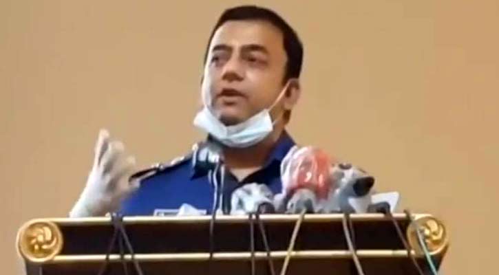 ফেরিঘাটে আটকে পড়াদের নিজ অবস্থানে ফিরতে বললেন আইজিপি ফেরিঘাটে আটকে পড়াদের নিজ অবস্থানে ফিরতে বললেন আইজিপি