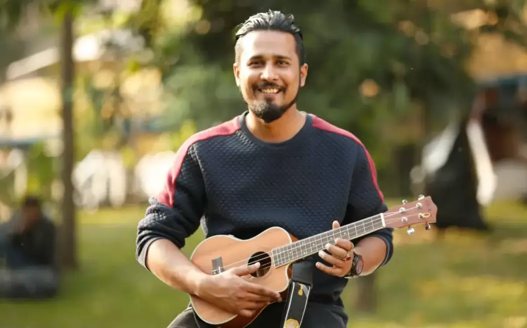 নিলামে জাহিদকে আবিষ্কার করা ইমরানের ইউকেলেলে নিলামে জাহিদকে আবিষ্কার করা ইমরানের ইউকেলেলে
