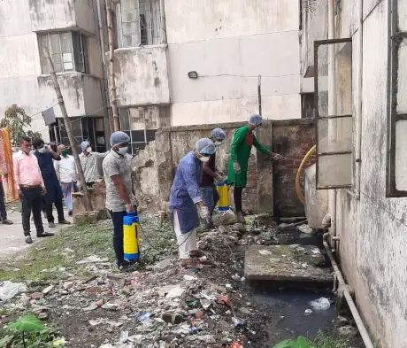 এবার মশক নিধন অভিযানে ডিএসসিসি’র কাউন্সিলর আসাদ এবার মশক নিধন অভিযানে ডিএসসিসি’র কাউন্সিলর আসাদ