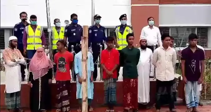 সুন্দরবনে ভ্রমনে গিয়ে হারিয়ে যাওয়া ৬ কিশোরকে ২০ ঘন্টা পর উদ্ধার সুন্দরবনে ভ্রমনে গিয়ে হারিয়ে যাওয়া ৬ কিশোরকে ২০ ঘন্টা পর উদ্ধার