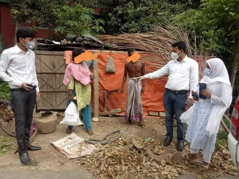 অসহায় মানুষের পাশে ৩৬তম বিসিএস ক্যাডারস এসোসিয়েশন