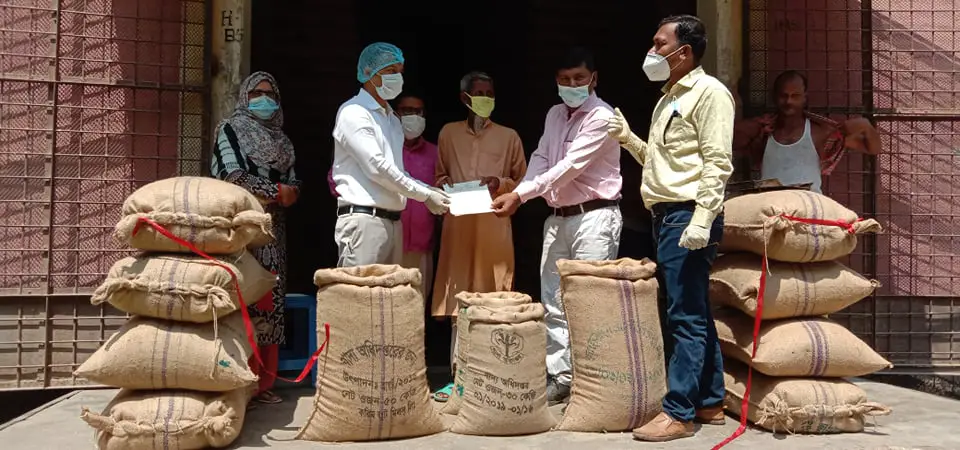 সোনারগাঁয়ে সরাসরি কৃষকের কাছ থেকে ধান ক্রয় কার্যক্রম শুরু সোনারগাঁয়ে সরাসরি কৃষকের কাছ থেকে ধান ক্রয় কার্যক্রম শুরু