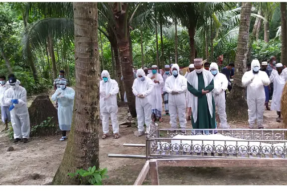 চাঁদপুরে করোনা উপসর্গে নারীসহ ৫ জনের মৃত্যু চাঁদপুরে করোনা উপসর্গে নারীসহ ৫ জনের মৃত্যু