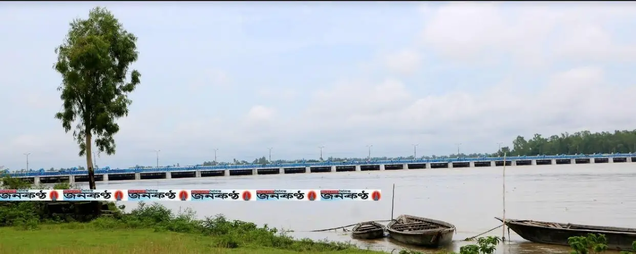 তিস্তার পানি বিপদসীমার নিচে নেমেছে তিস্তার পানি বিপদসীমার নিচে নেমেছে