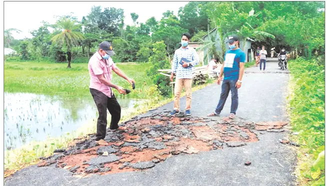 কালকিনিতে প্রতিহিংসার শিকার সড়ক