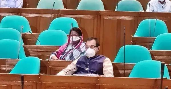 সংসদের বৈঠক থেকে ওয়াকআউট করল বিএনপি’র হারুন সংসদের বৈঠক থেকে ওয়াকআউট করল বিএনপি’র হারুন