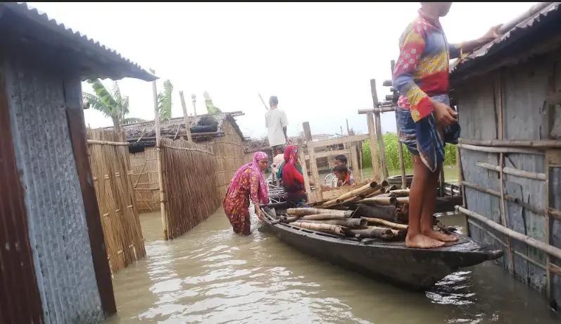 কুড়িগ্রামে বন্যায় ২ শতাধিক গ্রাম প্লাবিত