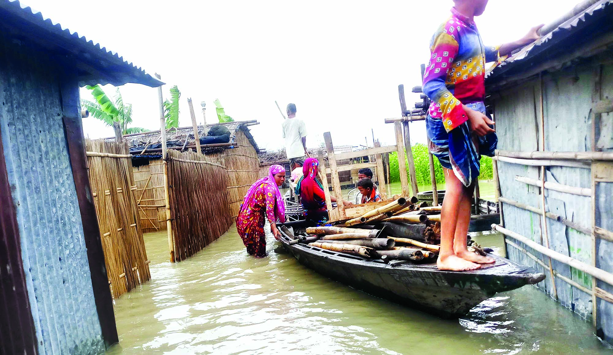 উত্তরাঞ্চলে বন্যার অবনতি