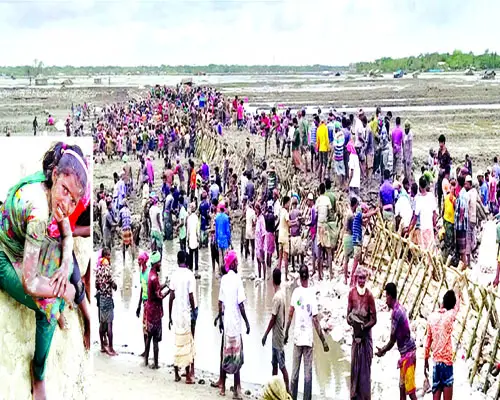 একটানা সাড়ে ছয় ঘণ্টা মাটি টেনেছে কিশোরী তানিয়া একটানা সাড়ে ছয় ঘণ্টা মাটি টেনেছে কিশোরী তানিয়া