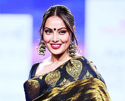 আবার সরব বিপাশা বসু আবার সরব বিপাশা বসু