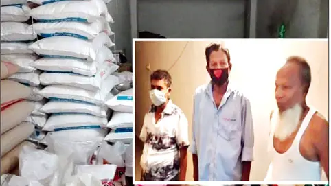 বাউফলে ১শ ৩৩ বস্তা সরকারী চাল জব্দ ॥ গ্রেফতার ৩ বাউফলে ১শ ৩৩ বস্তা সরকারী চাল জব্দ ॥ গ্রেফতার ৩