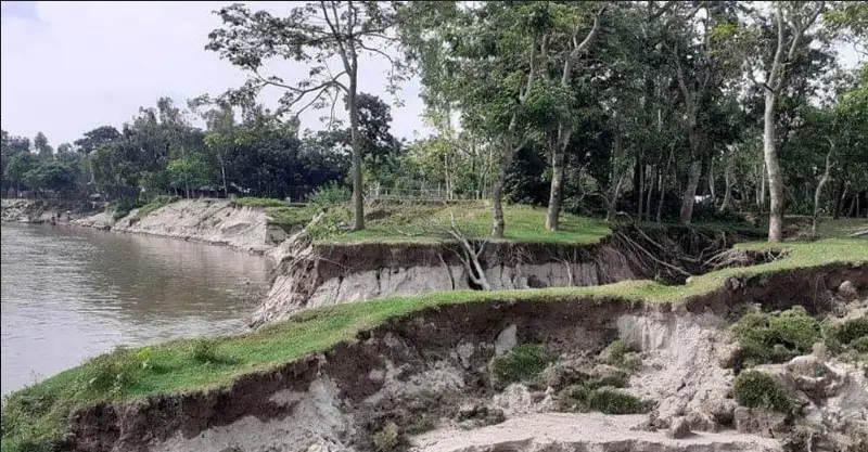 বর্ষা শুরুতেই শেরপুরে মৃগী নদীর ভাঙ্গন