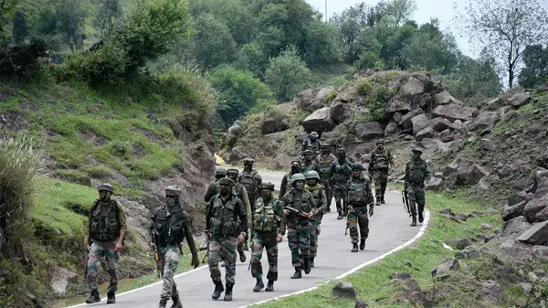 কাশ্মীরে ভারতীয় বাহিনীর অভিযানে হিজবুল কমান্ডার নিহত কাশ্মীরে ভারতীয় বাহিনীর অভিযানে হিজবুল কমান্ডার নিহত