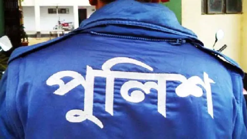 পুুলিশে ৪ কর্মকর্তাকে বদলি পুুলিশে ৪ কর্মকর্তাকে বদলি