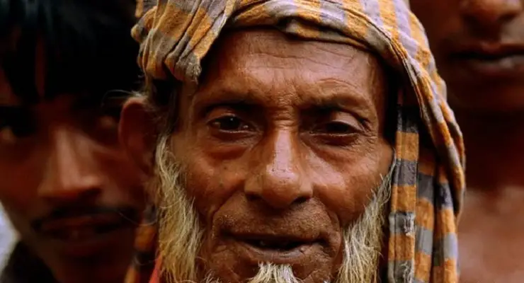 প্রত্যাশিত গড় আয়ু বেড়ে ৭২.৬ বছর প্রত্যাশিত গড় আয়ু বেড়ে ৭২.৬ বছর