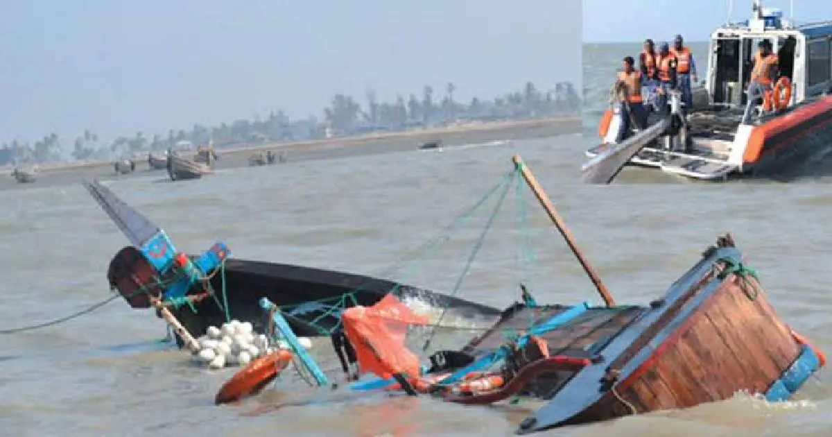 মেঘনায় ট্রলার ডুবি ॥ এক জেলের লাশ উদ্ধার মেঘনায় ট্রলার ডুবি ॥ এক জেলের লাশ উদ্ধার