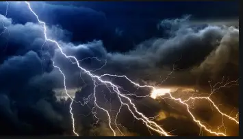 লালমনিরহাটে বজ্রপাতে ৪ জনের মৃত্যু লালমনিরহাটে বজ্রপাতে ৪ জনের মৃত্যু