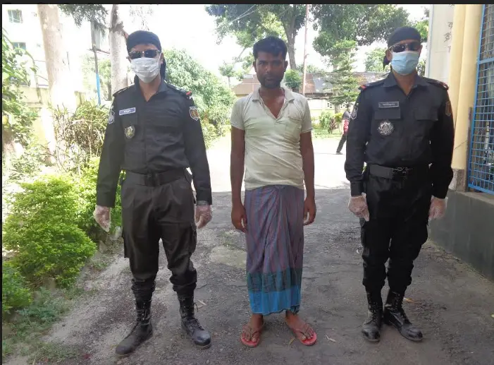 গাঁজাসহ এক মাদক কারবারি আটক গাঁজাসহ এক মাদক কারবারি আটক