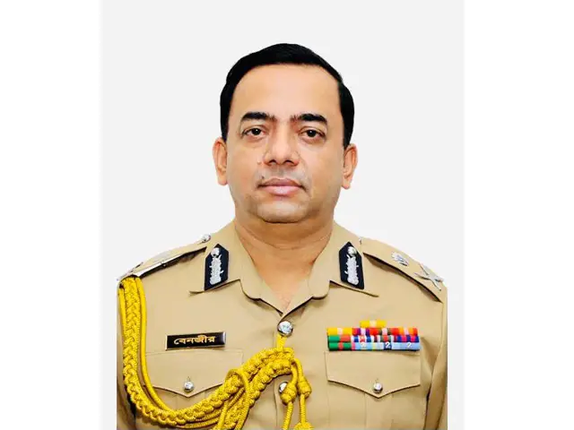 পুলিশের বদলির তদবির কালচার বিদায় করতে চান বেনজীর পুলিশের বদলির তদবির কালচার বিদায় করতে চান বেনজীর