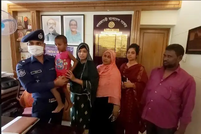 গাজীপুর থেকে অপহৃত শিশু ২ দিন পর শিবচর থেকে উদ্ধার গাজীপুর থেকে অপহৃত শিশু ২ দিন পর শিবচর থেকে উদ্ধার
