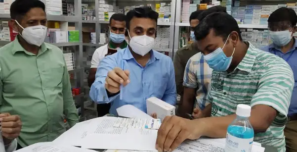 লাজ ফার্মাকে জরিমানা ২৯ লাখ, ৫০ লাখ টাকার ওষুধ জব্দ লাজ ফার্মাকে জরিমানা ২৯ লাখ, ৫০ লাখ টাকার ওষুধ জব্দ