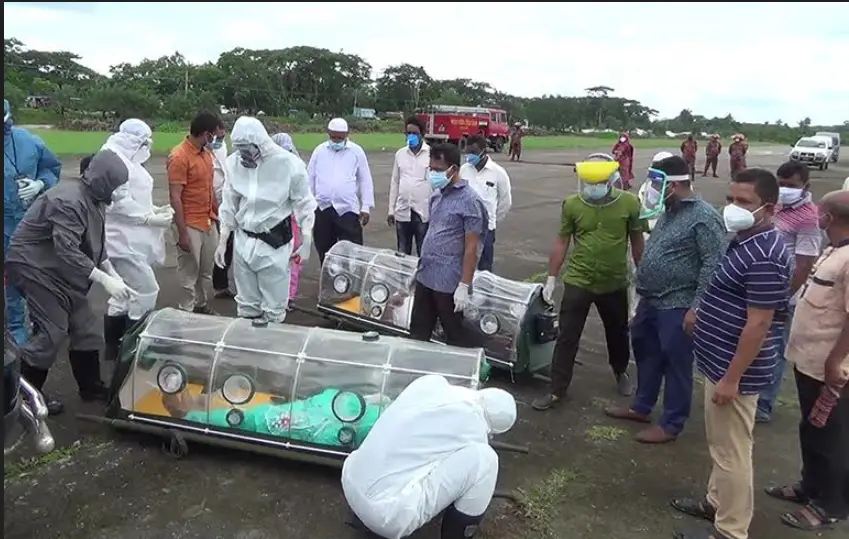 পবিপ্রবির ভাইস চ্যান্সেলর ও তার স্ত্রী বিএসএমএমইউ হাসপাতালে ভর্তি