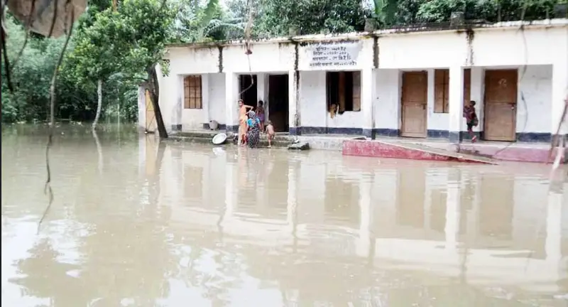 গাইবান্ধায় বন্যা পরিস্থিতির অবনতি গাইবান্ধায় বন্যা পরিস্থিতির অবনতি