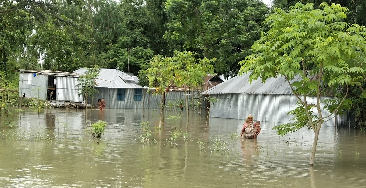 কুড়িগ্রামে দুর্বিসহ দিন কাটছে বানভাসীদের