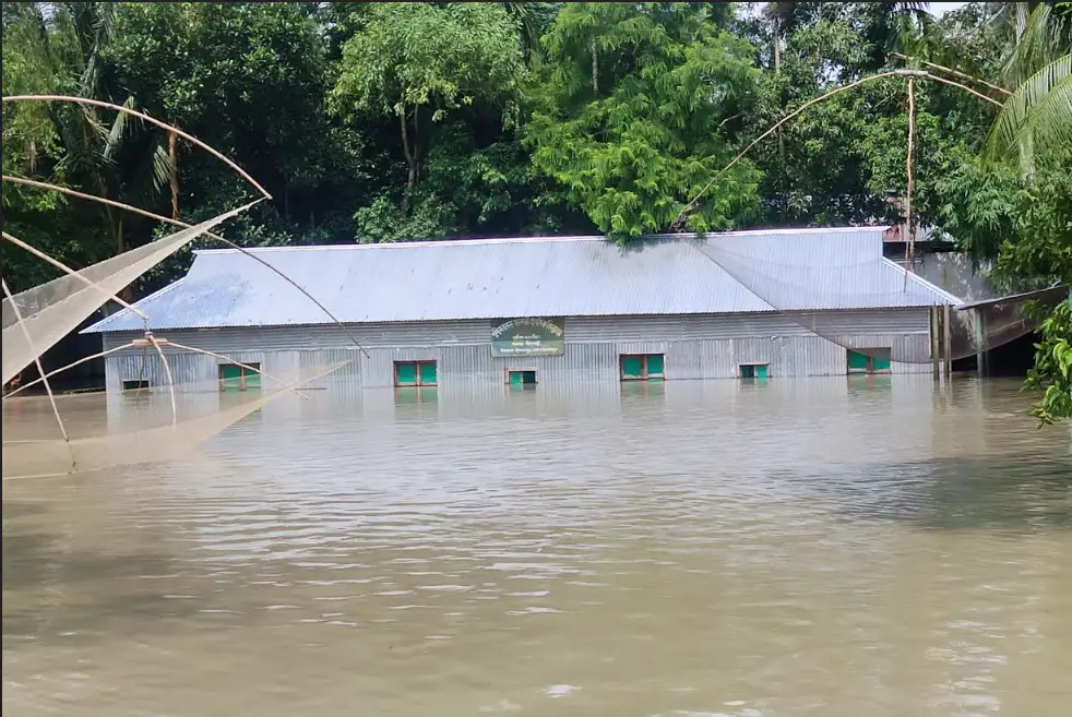 জামালপুর জেলার সার্বিক বন্যা পরিস্থিতির আরও অবনতি জামালপুর জেলার সার্বিক বন্যা পরিস্থিতির আরও অবনতি