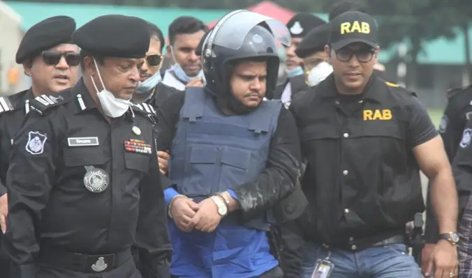 সাহেদের অস্ত্র মামলায় চার্জশিট দাখিল সাহেদের অস্ত্র মামলায় চার্জশিট দাখিল