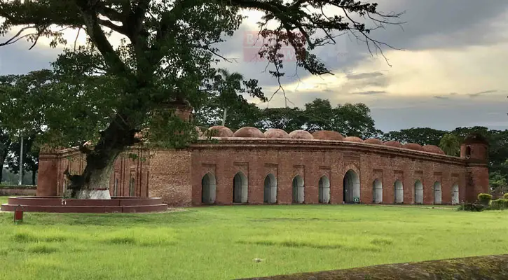 ঈদেও পর্যটকশূন্য ষাটগম্বুজসহ বাগেরহাটের বিনোদনকেন্দ্রগুলো ঈদেও পর্যটকশূন্য ষাটগম্বুজসহ বাগেরহাটের বিনোদনকেন্দ্রগুলো