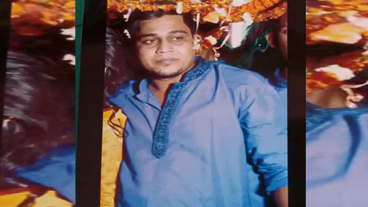 সিদ্ধিরগঞ্জে বিদেশফেরত যুবককে কুপিয়ে হত্যা সিদ্ধিরগঞ্জে বিদেশফেরত যুবককে কুপিয়ে হত্যা