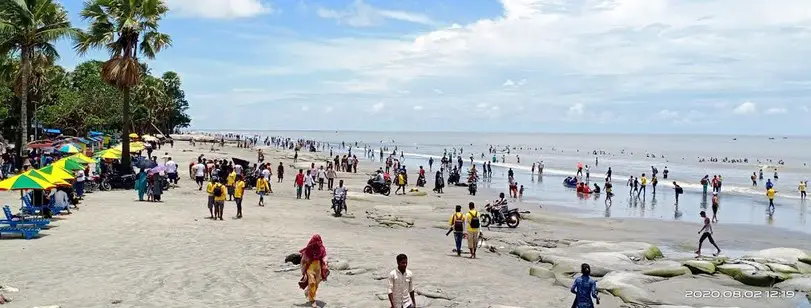 টানা চার মাস পরে পর্যটকের পদচারনায় কুয়াকাটা মুখরিত টানা চার মাস পরে পর্যটকের পদচারনায় কুয়াকাটা মুখরিত