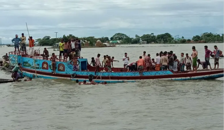 নেত্রকোনায় ট্রলার ডুবে ১৭ যাত্রী নিহত