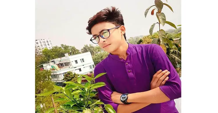 নরসিংদীর মেঘনায় নৌকা ভ্রমণে মারামারির ঘটনায় স্কুলছাত্র নিহত নরসিংদীর মেঘনায় নৌকা ভ্রমণে মারামারির ঘটনায় স্কুলছাত্র নিহত