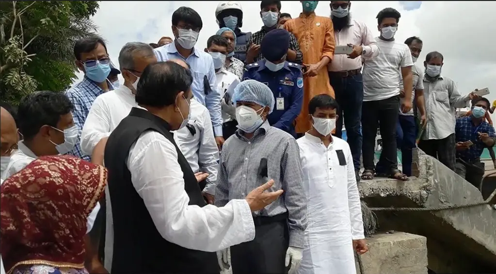 মাদারীপুরে শহররক্ষা বাঁধের ধ্বস এলাকা পরিদর্শনে পানিসম্পদ উপমন্ত্রী মাদারীপুরে শহররক্ষা বাঁধের ধ্বস এলাকা পরিদর্শনে পানিসম্পদ উপমন্ত্রী