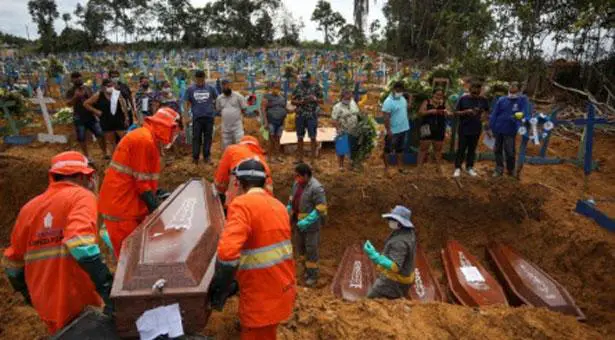 ব্রাজিলে করোনায় মৃত্যু লাখ ছাড়াল ব্রাজিলে করোনায় মৃত্যু লাখ ছাড়াল