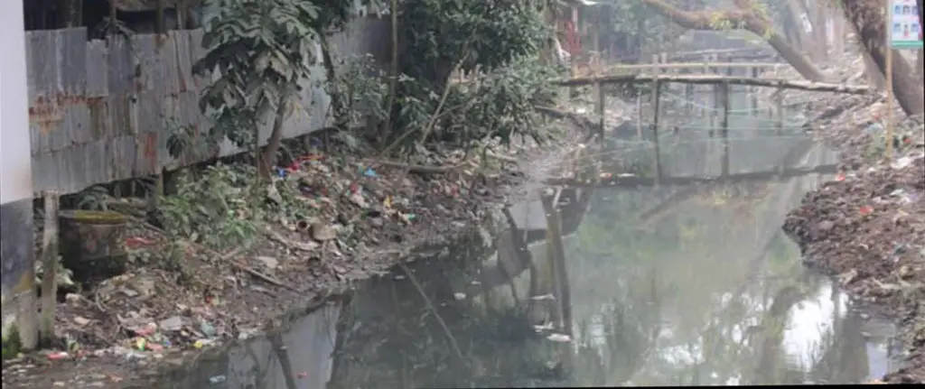 বরিশালে অস্তিত্ব সংকটে থাকা ২২ খাল জলাবদ্ধতার কারণ বরিশালে অস্তিত্ব সংকটে থাকা ২২ খাল জলাবদ্ধতার কারণ