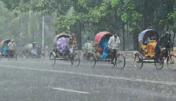 বৃষ্টিপাত হচ্ছে ॥ ৩ দিন পর আরও বাড়তে পারে বৃষ্টিপাত হচ্ছে ॥ ৩ দিন পর আরও বাড়তে পারে