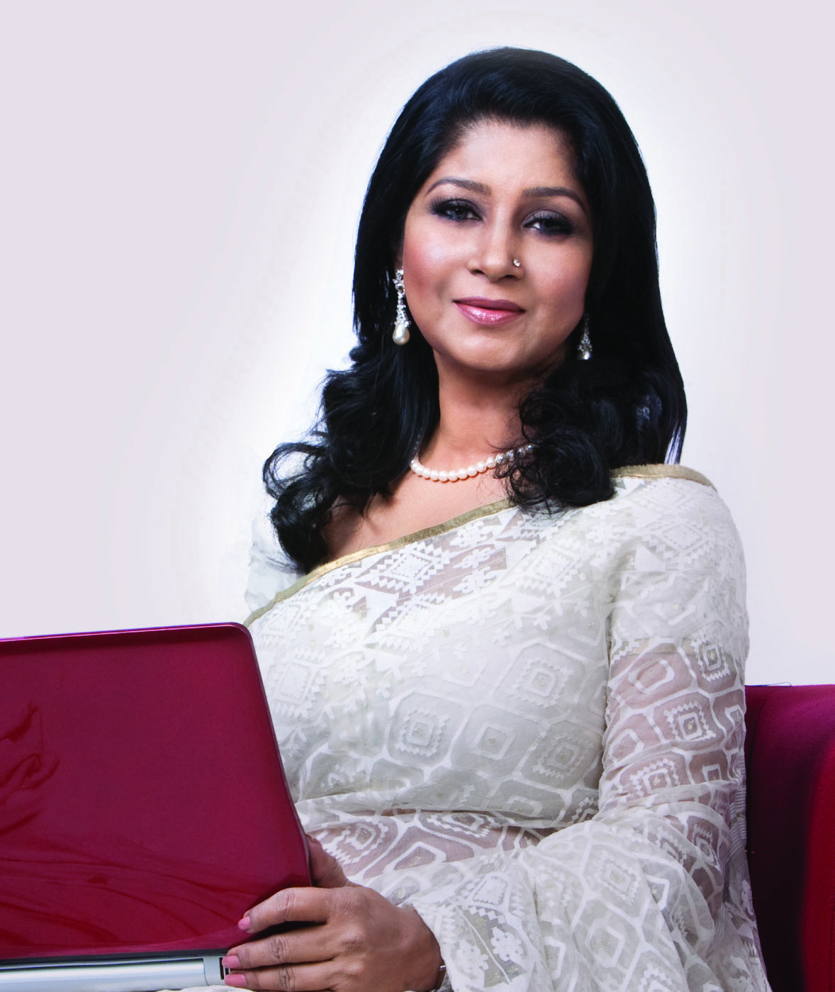 করোনা আক্রান্ত কানিজ আলমাস আইসিইউতে করোনা আক্রান্ত কানিজ আলমাস আইসিইউতে