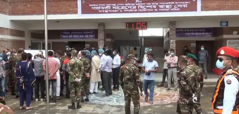 কালিয়াকৈরে গর্ভবতী মায়েদের জন্য সেনাবাহিনীর ফ্রি মেডিকেল ক্যাম্প কালিয়াকৈরে গর্ভবতী মায়েদের জন্য সেনাবাহিনীর ফ্রি মেডিকেল ক্যাম্প