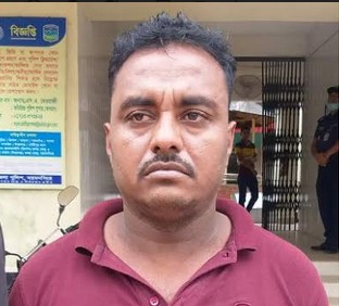 ভালুকায় ডাকাত সরদার আটক ভালুকায় ডাকাত সরদার আটক