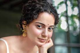 ভারাক্রান্ত হৃদয়ে মুম্বাই ছেড়ে যাচ্ছি ॥ কঙ্গনা ভারাক্রান্ত হৃদয়ে মুম্বাই ছেড়ে যাচ্ছি ॥ কঙ্গনা