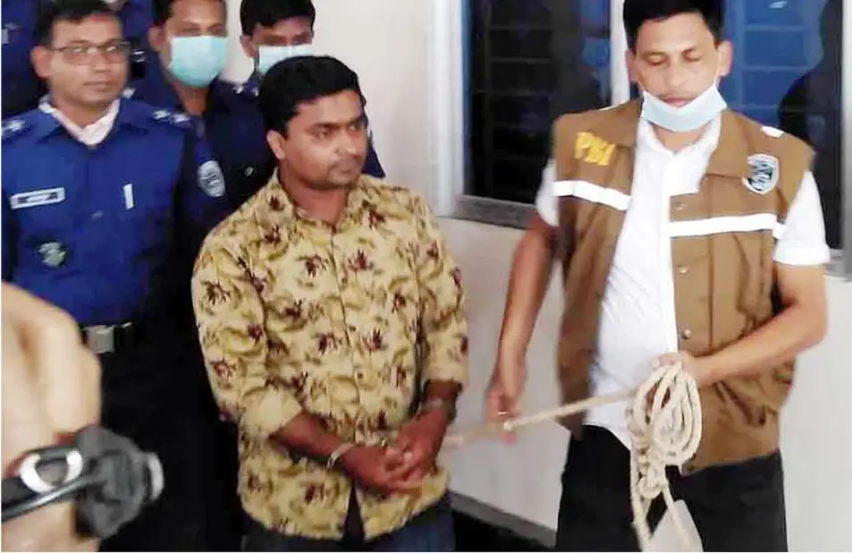সিসি ক্যামেরার ফুটেজ দেখে হত্যকারীকে গ্রেফতার সিসি ক্যামেরার ফুটেজ দেখে হত্যকারীকে গ্রেফতার