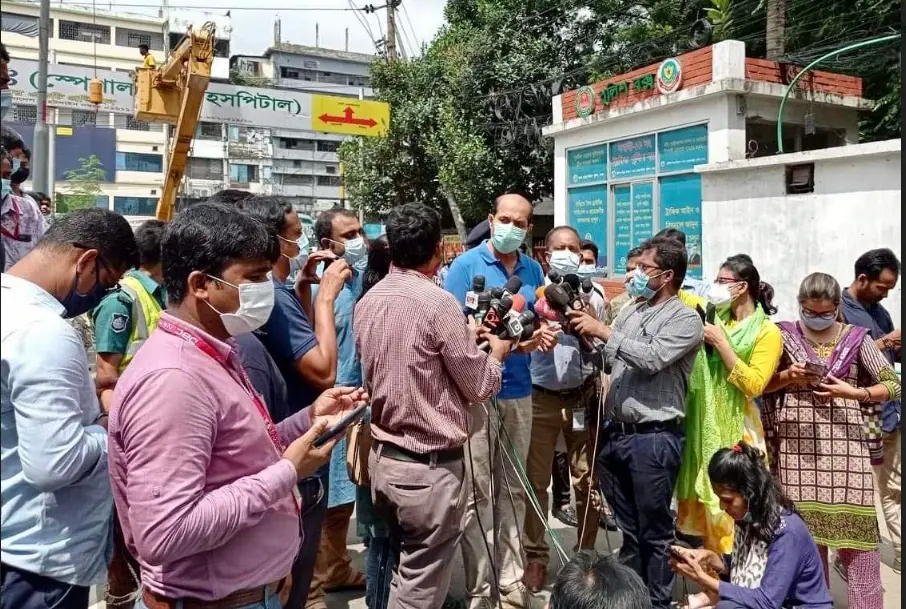 আইনের বাইরে এ শহরে কিছু করতে পারবেন না ॥ মেয়র আতিক