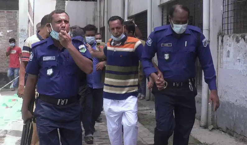 ১৮ বছর পর মুক্তিযোদ্ধা হত্যা মামলায় দুই আসামীর ফাঁসি ১৮ বছর পর মুক্তিযোদ্ধা হত্যা মামলায় দুই আসামীর ফাঁসি