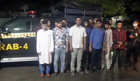 চাকরির নামে প্রতারণা, তিন প্রতিষ্ঠান থেকে গ্রেফতার ১৪ চাকরির নামে প্রতারণা, তিন প্রতিষ্ঠান থেকে গ্রেফতার ১৪
