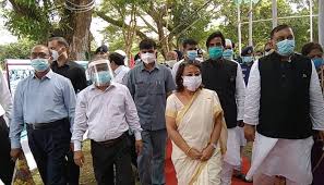 ভারতের সঙ্গে বন্ধুত্ব সুদৃঢ় হচ্ছে : স্বরাষ্ট্রমন্ত্রী ভারতের সঙ্গে বন্ধুত্ব সুদৃঢ় হচ্ছে : স্বরাষ্ট্রমন্ত্রী