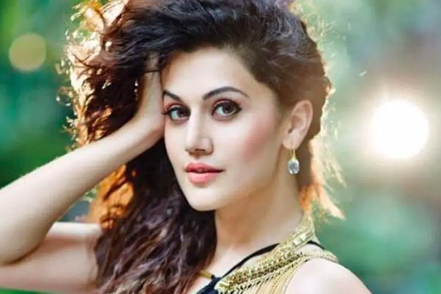 আমি সবার আগে চুক্তি বাতিল করবো ॥ তাপসী পান্নু আমি সবার আগে চুক্তি বাতিল করবো ॥ তাপসী পান্নু