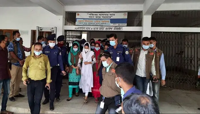 ফাঁসির রায় ॥ পুলিশ হেফাজতে মিন্নি ফাঁসির রায় ॥ পুলিশ হেফাজতে মিন্নি
